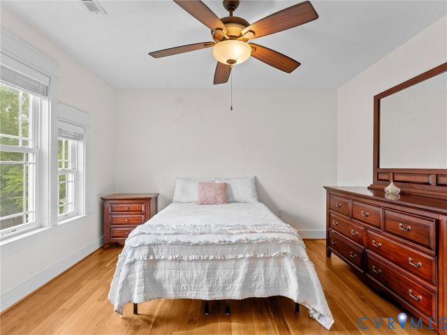 12301 Point Landing Ct, Midlothian, VA 23112
