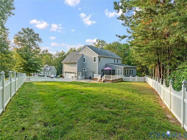 12301 Point Landing Ct, Midlothian, VA 23112