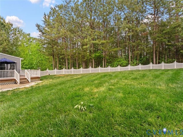 12301 Point Landing Ct, Midlothian, VA 23112