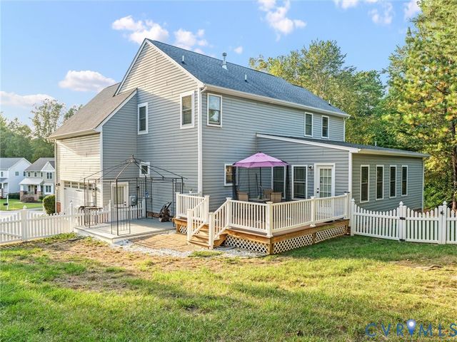 12301 Point Landing Ct, Midlothian, VA 23112