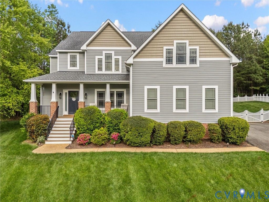 12301 Point Landing Ct, Midlothian, VA 23112