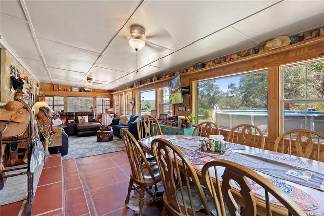 491 LONE OAK RD, New Braunfels, TX 78132