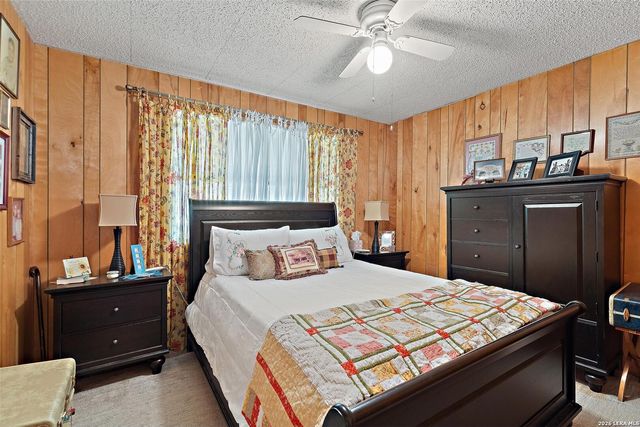 491 LONE OAK RD, New Braunfels, TX 78132