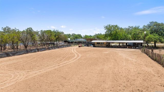491 LONE OAK RD, New Braunfels, TX 78132