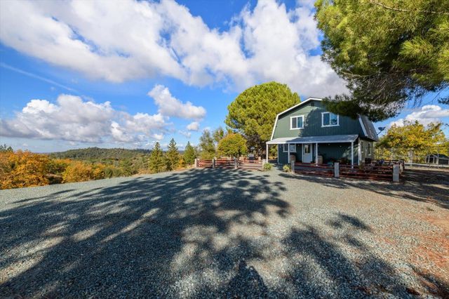 12000 Twin Pines Rd, Sutter Creek, CA 95685
