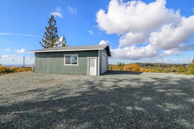 12000 Twin Pines Rd, Sutter Creek, CA 95685