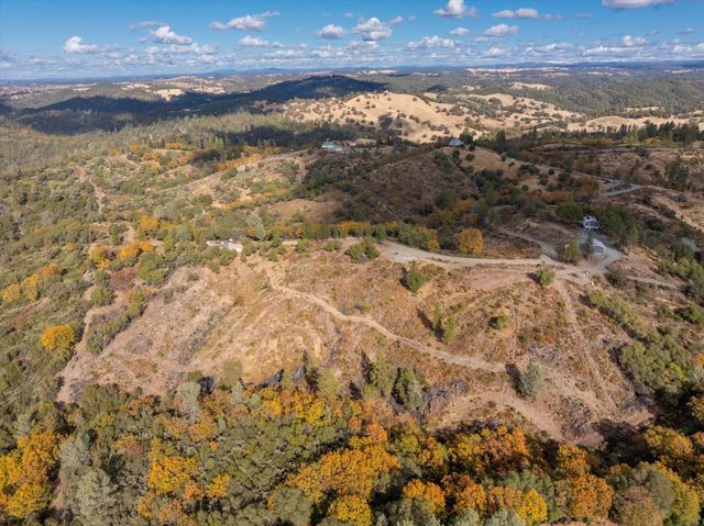 12000 Twin Pines Rd, Sutter Creek, CA 95685