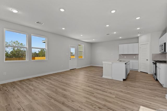 4318 Hobbiton Way, New Braunfels, TX 78130