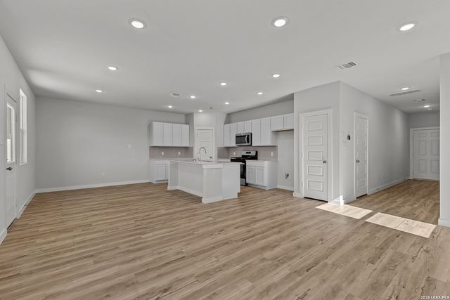 4318 Hobbiton Way, New Braunfels, TX 78130