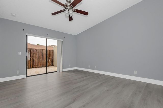 161 Meadows Drive 161, Boynton Beach, FL 33436