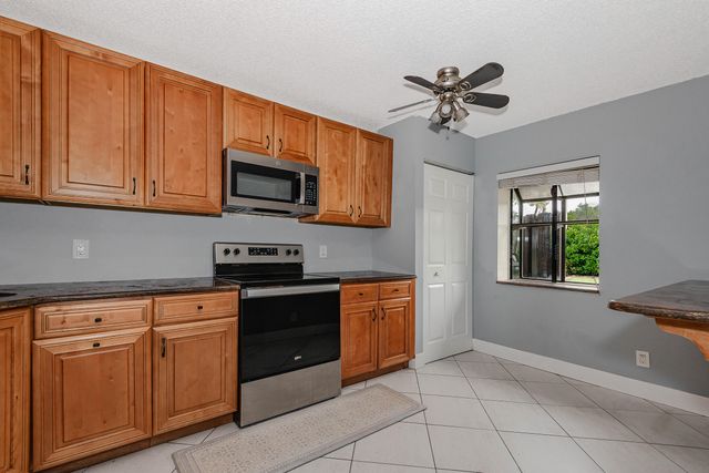 161 Meadows Drive 161, Boynton Beach, FL 33436