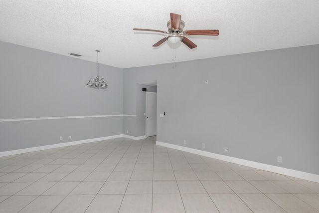 161 Meadows Drive 161, Boynton Beach, FL 33436