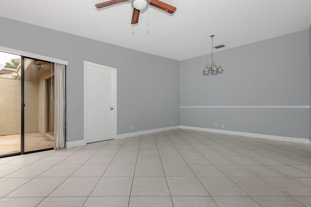 161 Meadows Drive 161, Boynton Beach, FL 33436