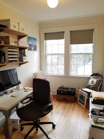 32 Shepard St 44, Cambridge, MA 02138