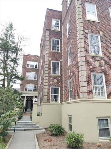 32 Shepard St 44, Cambridge, MA 02138