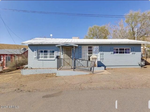 612 W PORPHYRY Street, Superior, AZ 85173