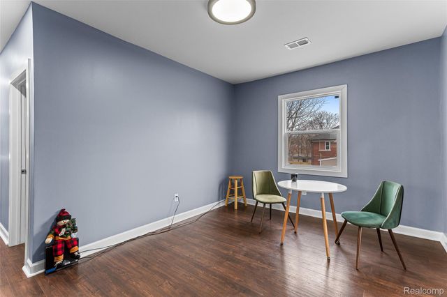 3346 S Blaine Street S, Detroit, MI 48206