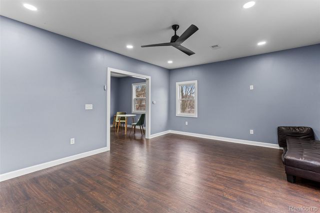 3346 S Blaine Street S, Detroit, MI 48206