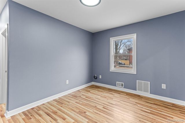 3346 S Blaine Street S, Detroit, MI 48206