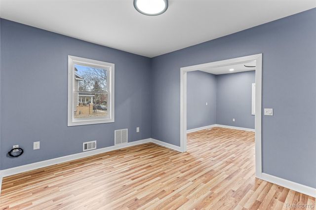 3346 S Blaine Street S, Detroit, MI 48206