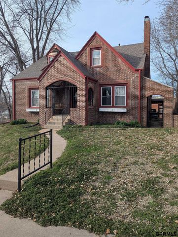 1210 1st Avenue, Nebraska City, NE 68410