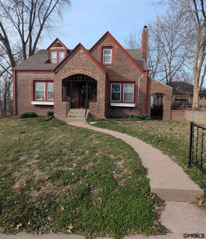 1210 1st Avenue, Nebraska City, NE 68410