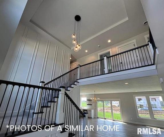 6414 Pelican Street, Bettendorf, IA 52722