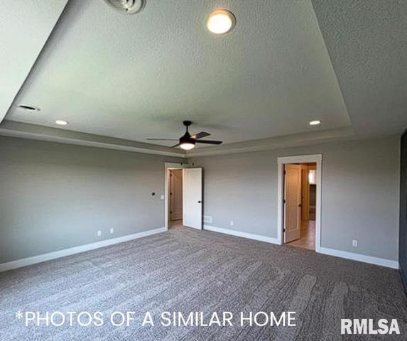 6414 Pelican Street, Bettendorf, IA 52722