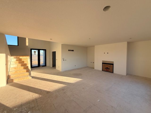 6414 Pelican Street, Bettendorf, IA 52722