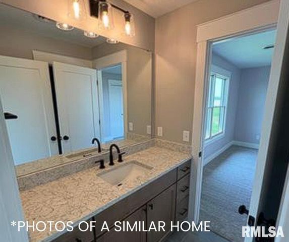 6414 Pelican Street, Bettendorf, IA 52722