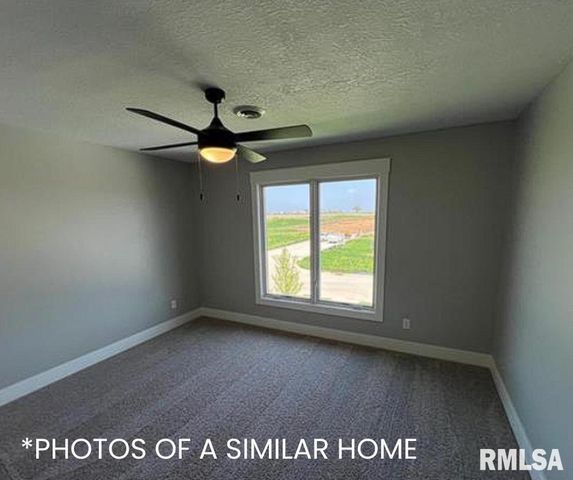 6414 Pelican Street, Bettendorf, IA 52722