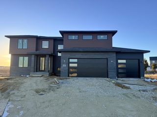 6414 Pelican Street, Bettendorf, IA 52722