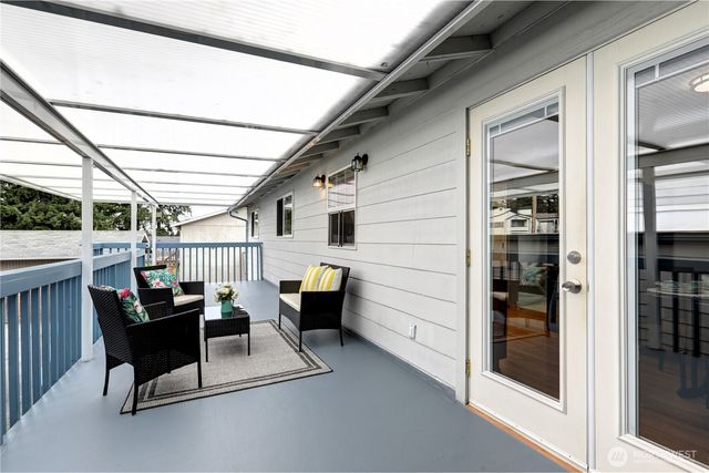 22426 3rd Place W, Bothell, WA 98021