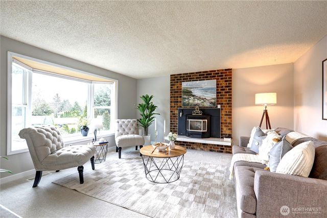 22426 3rd Place W, Bothell, WA 98021