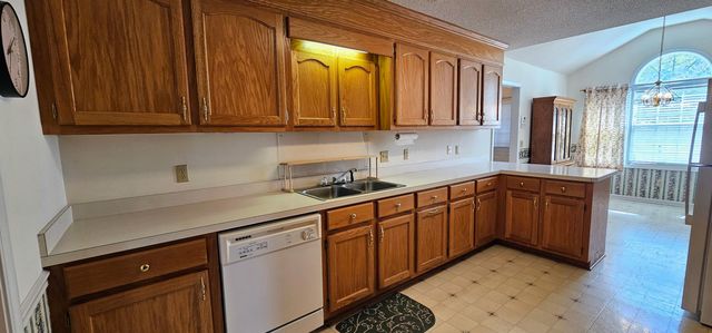 416 Briarcliff Street, Manning, SC 29102
