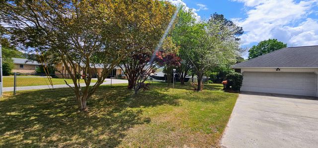 416 Briarcliff Street, Manning, SC 29102