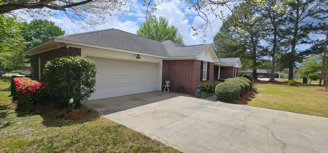 416 Briarcliff Street, Manning, SC 29102