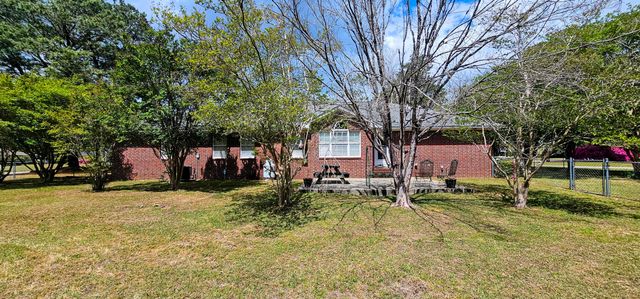 416 Briarcliff Street, Manning, SC 29102