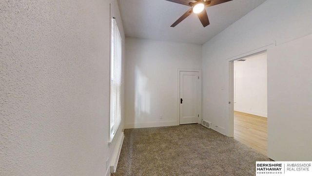 2006 5th Avenue, Council Bluffs, IA 51501