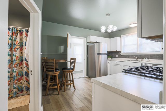 2006 5th Avenue, Council Bluffs, IA 51501