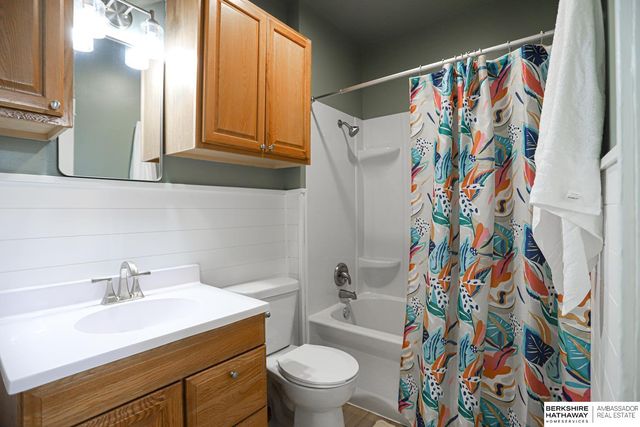 2006 5th Avenue, Council Bluffs, IA 51501