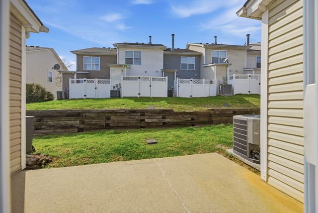 3297 Harpeth Springs Dr, Nashville, TN 37221