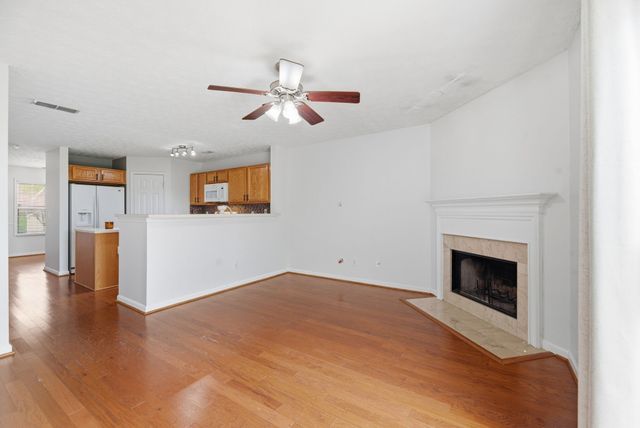 3297 Harpeth Springs Dr, Nashville, TN 37221