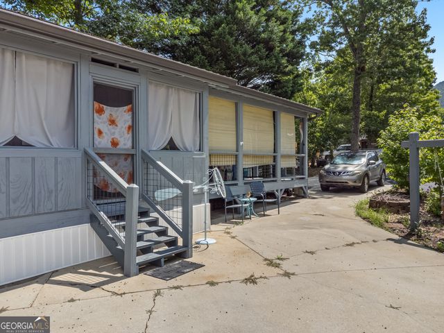 42 Nomad Trail, Cleveland, GA 30528