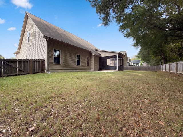 253 Fairview Street, Clayton, NC 27520