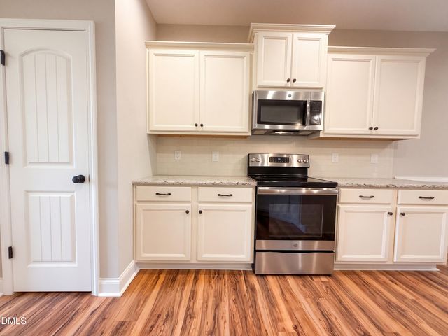 253 Fairview Street, Clayton, NC 27520