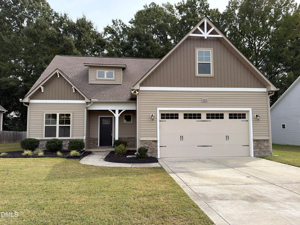 253 Fairview Street, Clayton, NC 27520