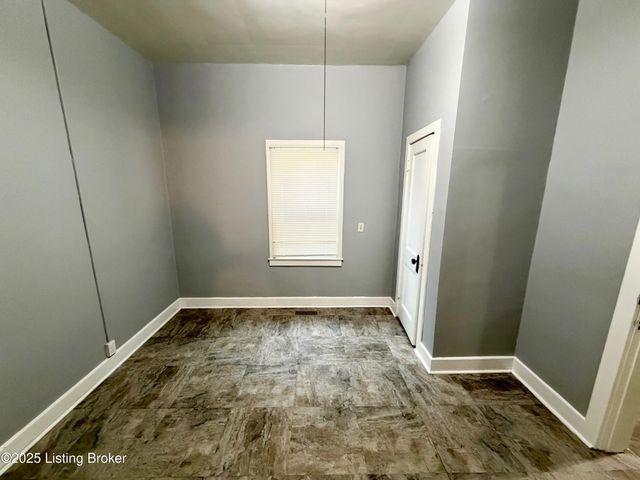 3755 Southern Pkwy 1, Louisville, KY 40214