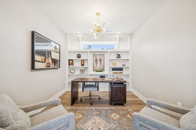 4266 Hawthorn Drive, South Park, PA 15129