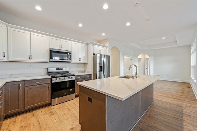4266 Hawthorn Drive, South Park, PA 15129